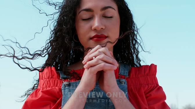 Praying Woman In Super Slow Motion Stock Videos Slomo Kingdom 